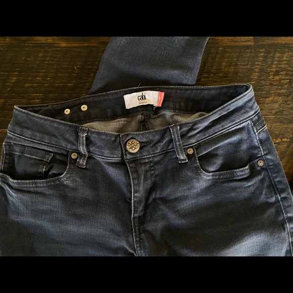 Cabi Slim Boyfriend Gray Wash Jeans - Picture 4 of 13